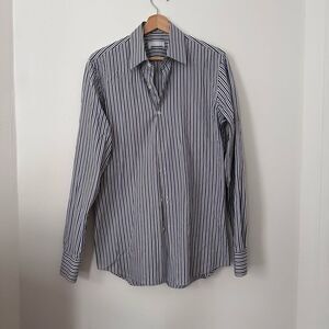 Men’s Prada shirt